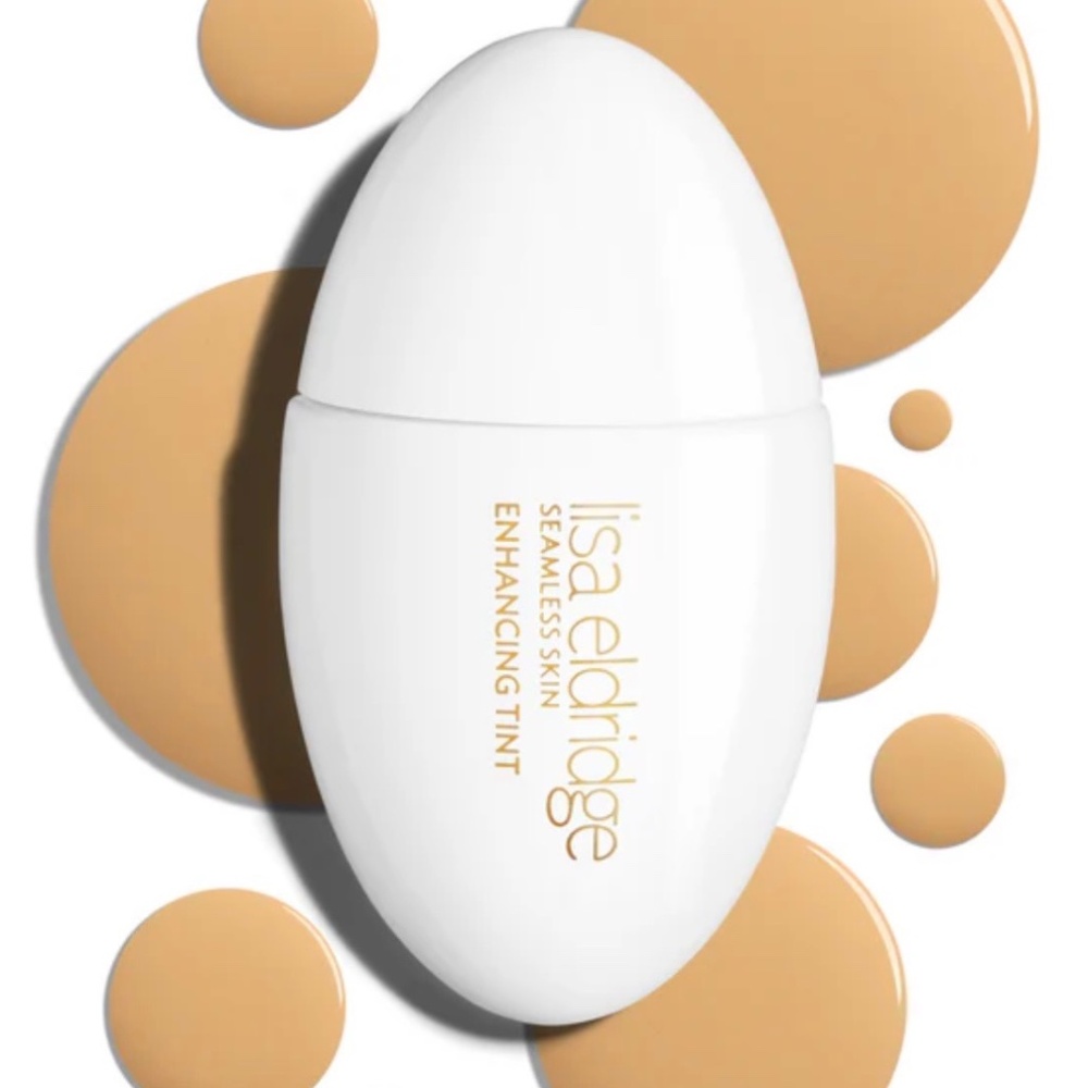 [SOLD] Lisa Eldridge Seamless Skin Enhancing Tint - shade 6.5, (tested).